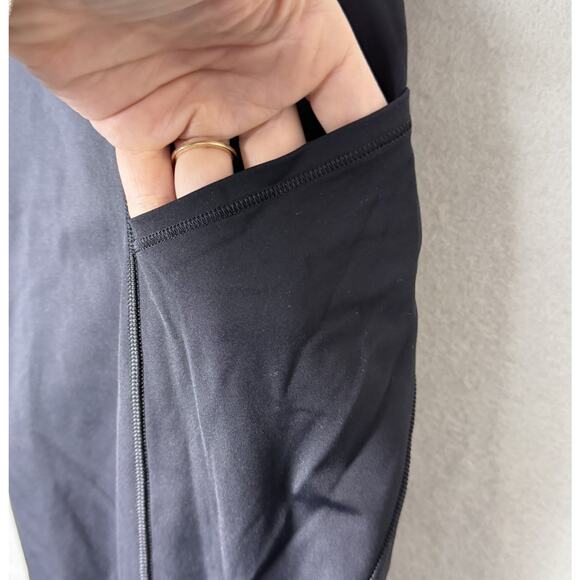 Lululemon Fast and Free 10” High Rise Bike Shorts Nulux Black Women’s Size 8 - Picture 3 of 8